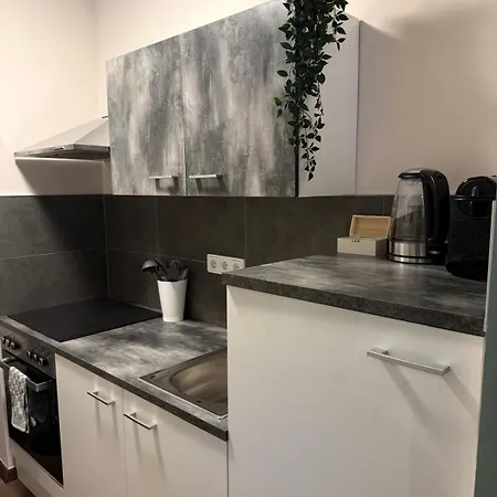 Modernes 2 Mit Eigener Kueche & Bad - Schuster Homes - *