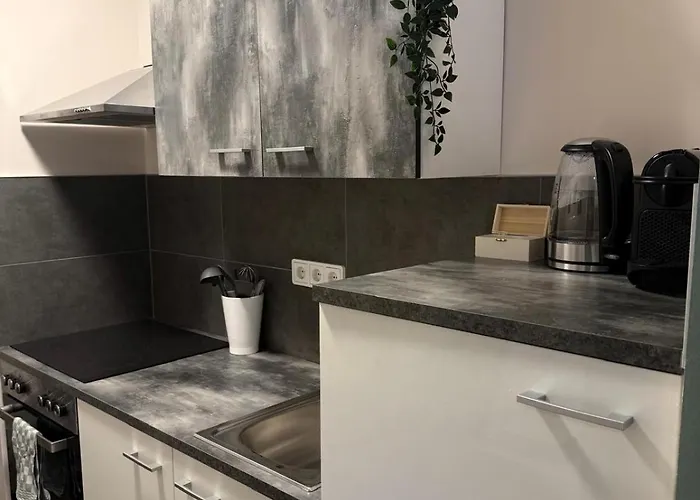 Modernes 2 Mit Eigener Kueche & Bad - Schuster Homes - *