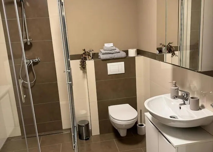 Apartament Modernes 2 Mit Eigener Kueche & Bad - Schuster Homes - Salzgitter